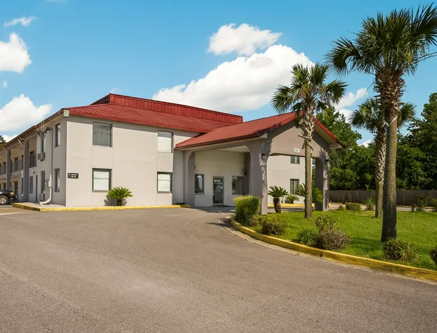 Red Roof Inn Crestview hotel detail image 4