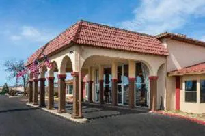 Rodeway Inn Roswell West hotel detail image 1