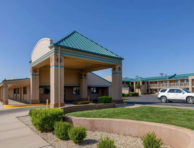 Days Inn by Wyndham Roswell hotel detail image 1