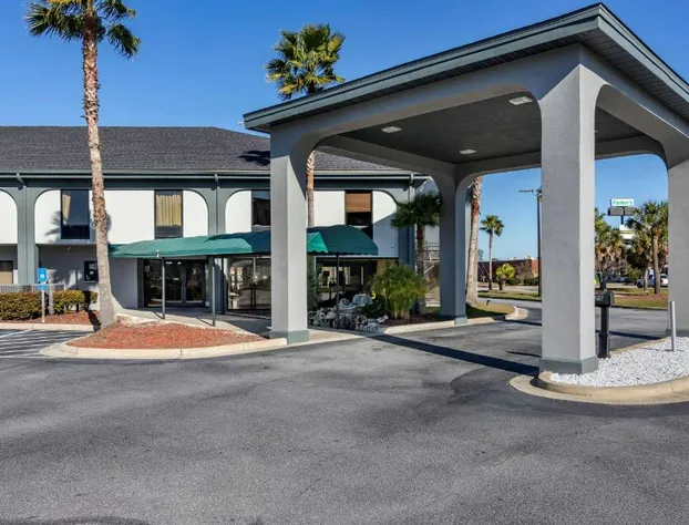 Quality Inn Brunswick hotel detail image 4