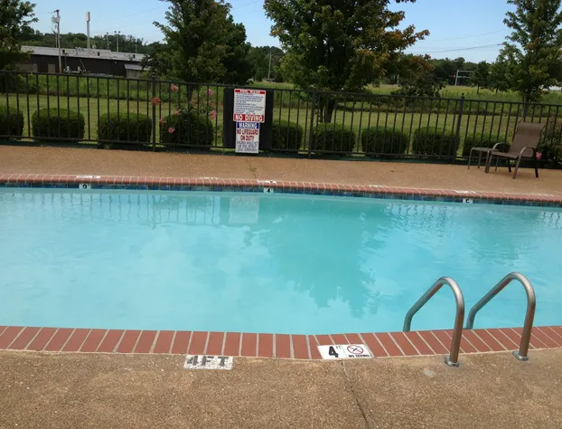 Comfort Inn Jackson I-40 hotel detail image 2