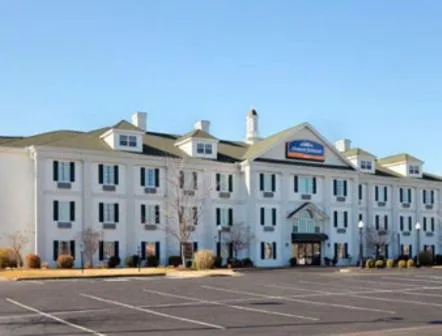 Howard Johnson by Wyndham Jackson hotel detail image 1