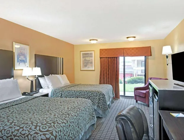 Days Inn by Wyndham Washington Pennsylvania hotel detail image 3