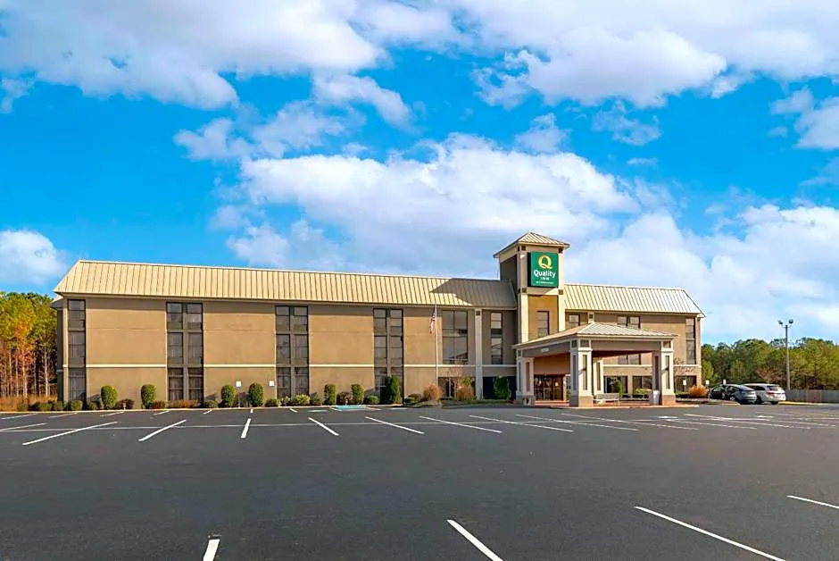 Quality Inn Valley - West Point hotel hero