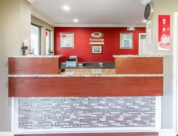 Econo Lodge Lanett hotel detail image 2