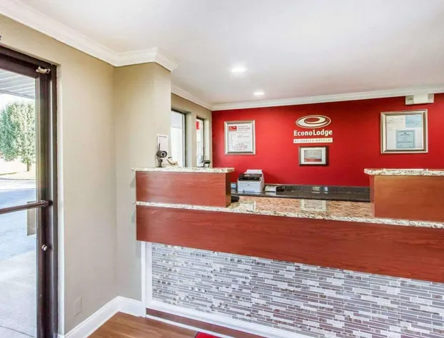 Econo Lodge Lanett hotel detail image 4