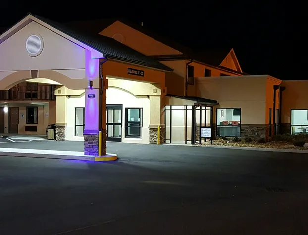 Baymont by Wyndham Clarksville hotel detail image 2