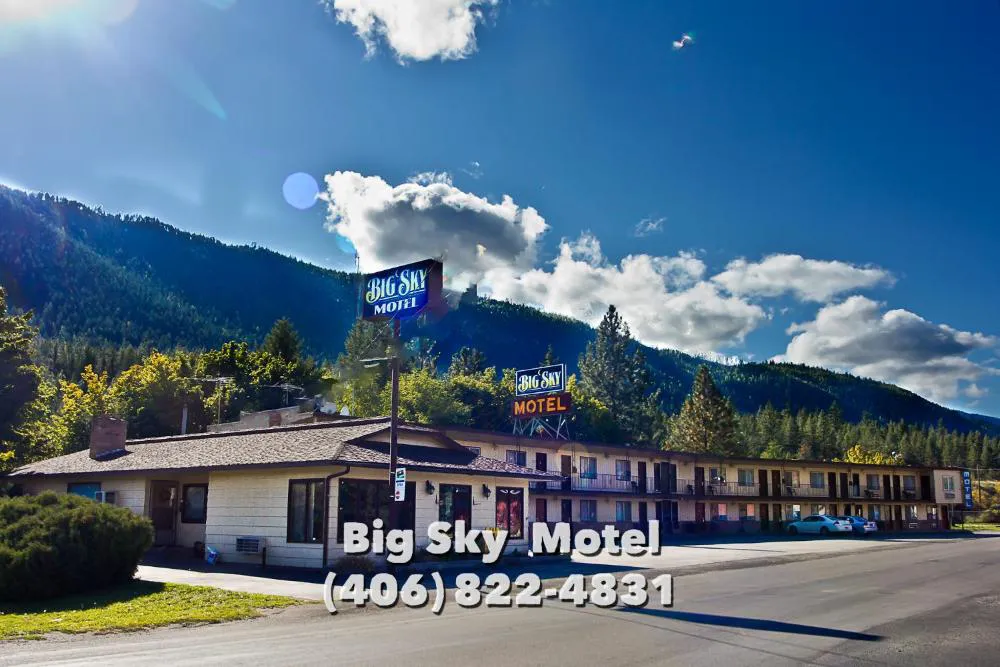 Big Sky Motel hotel hero