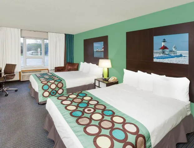 Super 8 by Wyndham Stevensville/St. Joseph hotel detail image 4