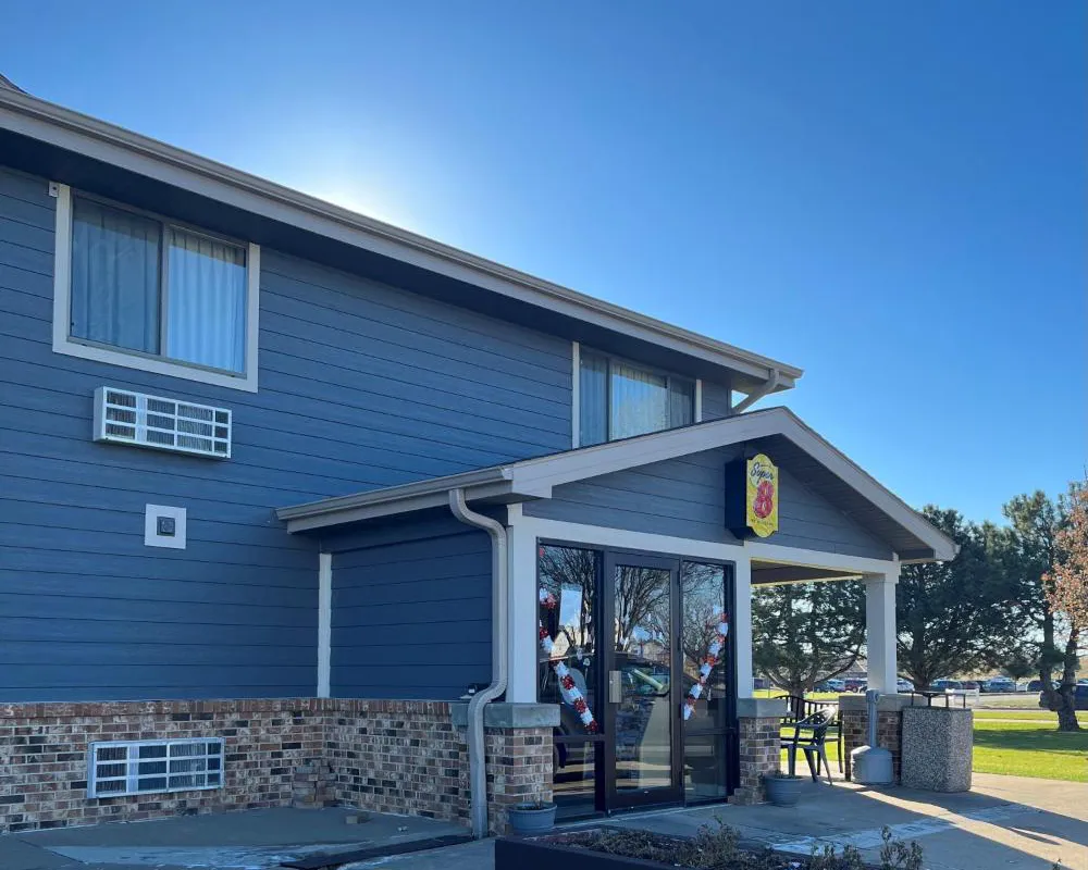 Super 8 by Wyndham Hastings hotel hero