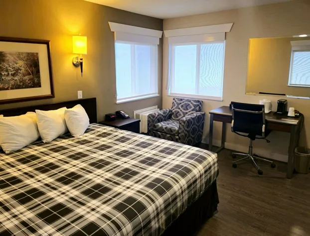 Rodeway Inn & Suites hotel detail image 2