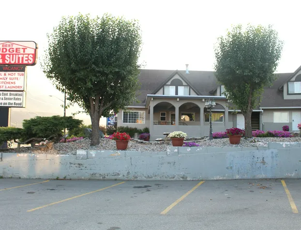 Best Budget Inn and Suites hotel detail image 2