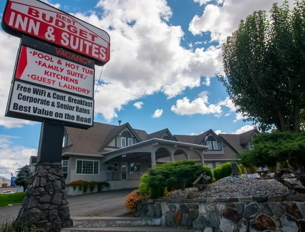 Best Budget Inn and Suites hotel detail image 4