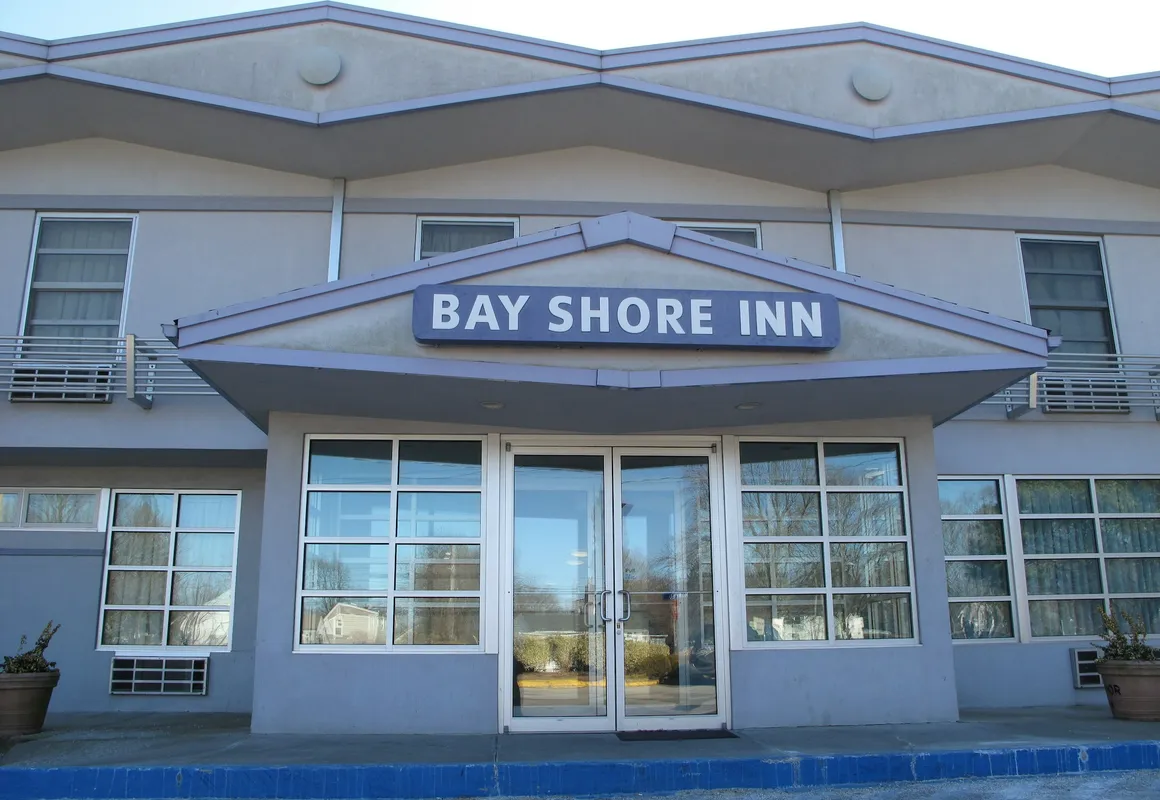 Bay Shore Inn hotel hero