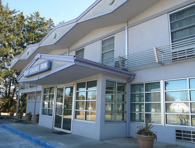Bay Shore Inn hotel detail image 1