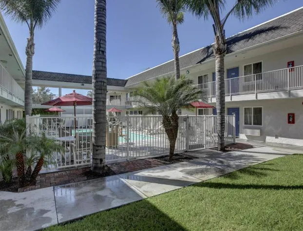 Motel 6 Westminster, CA - North hotel detail image 1