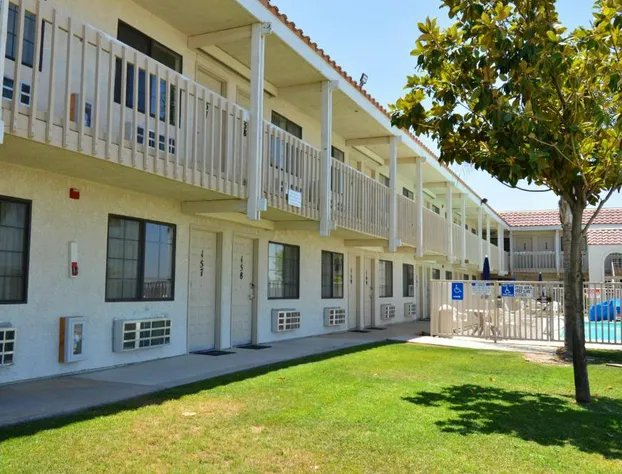 Vagabond Inn Buttonwillow North I-5 hotel detail image 3