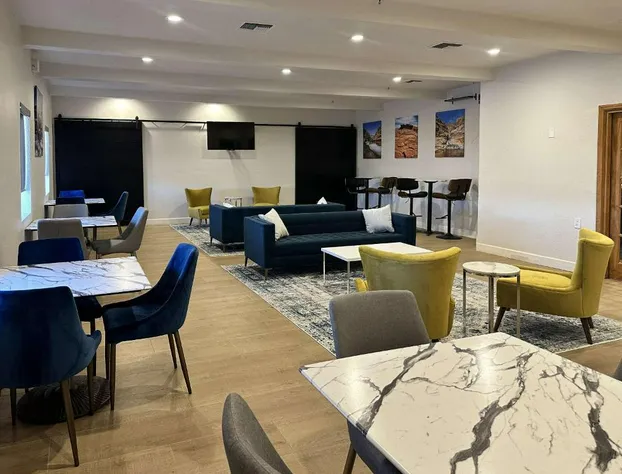 Clarion Pointe Winslow I-40 hotel detail image 4