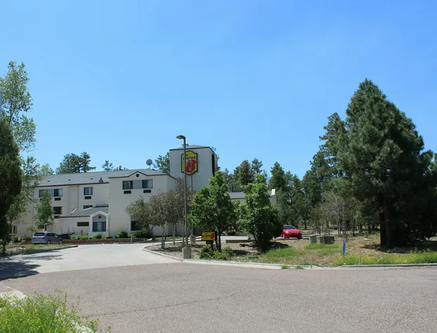 Super 8 by Wyndham Show Low hotel detail image 3