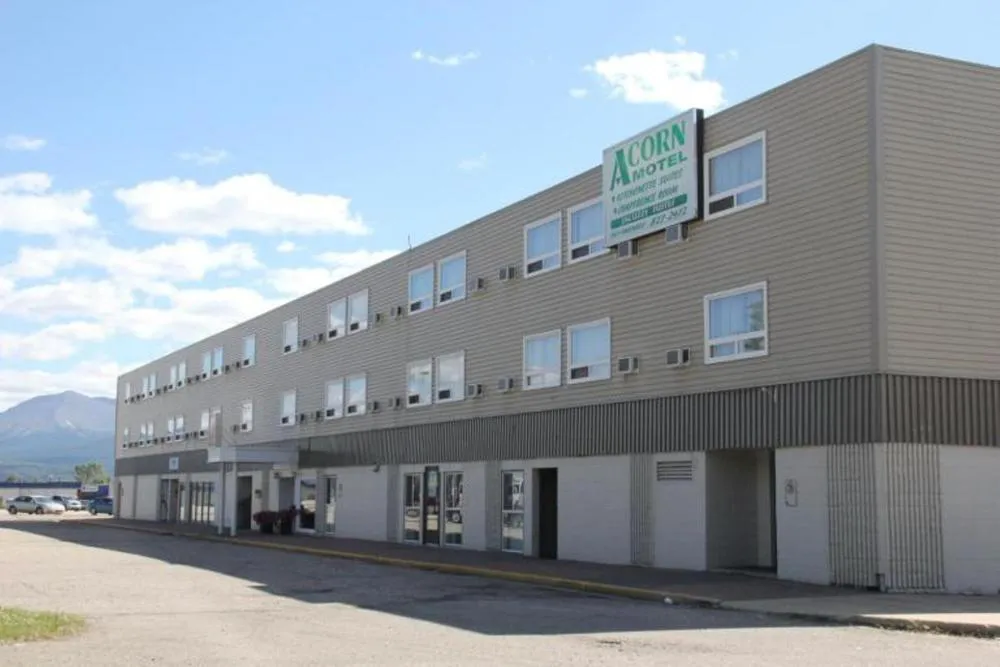 Acorn Motel hotel hero