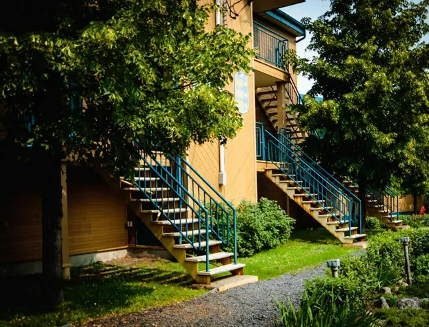 Centre de Villégiature Dam-en-terre hotel detail image 1