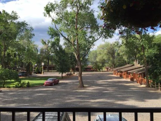 Austin's Chuckwagon Lodge hotel detail image 1