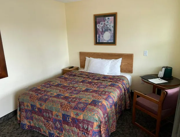All Star Inn & Suites hotel detail image 4