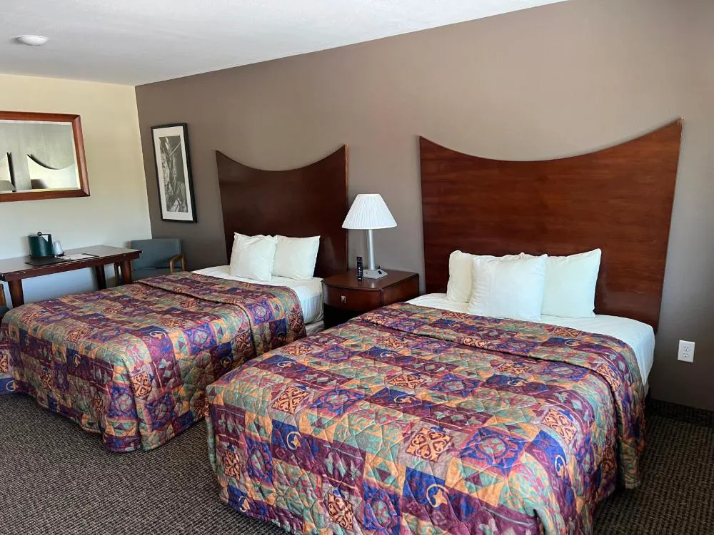 All Star Inn & Suites hotel hero