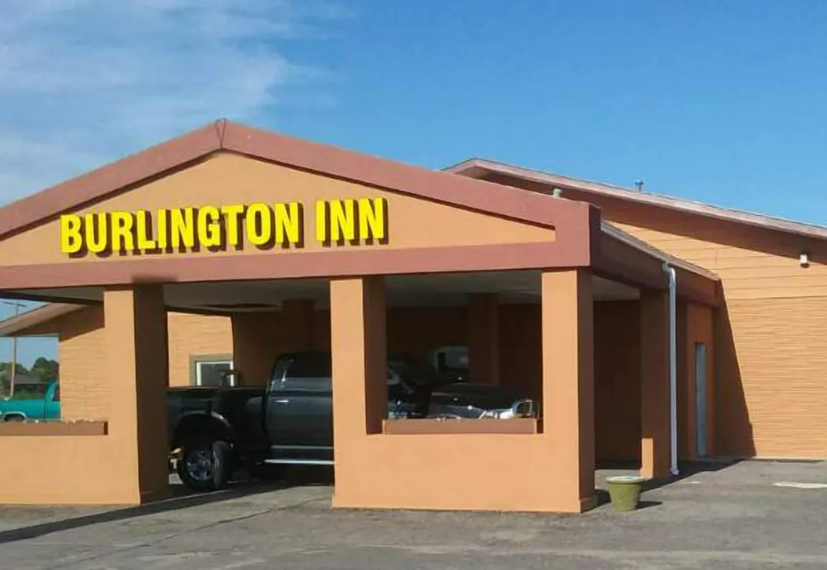 Burlington Inn hotel hero