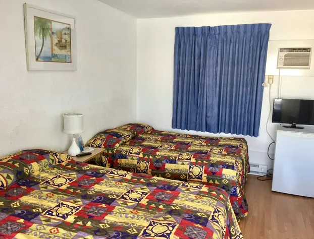 White Caps Motel hotel detail image 2