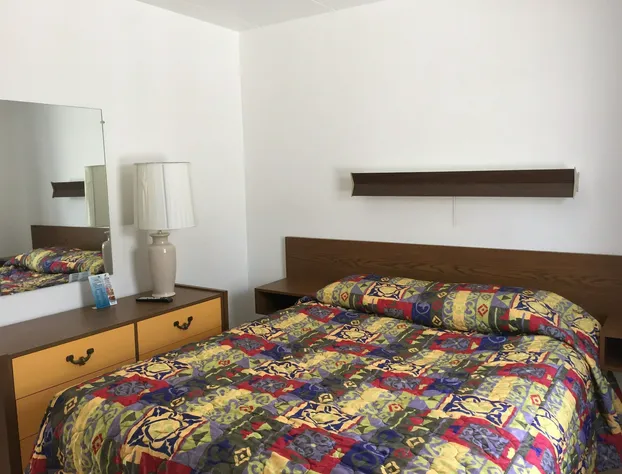 White Caps Motel hotel detail image 4