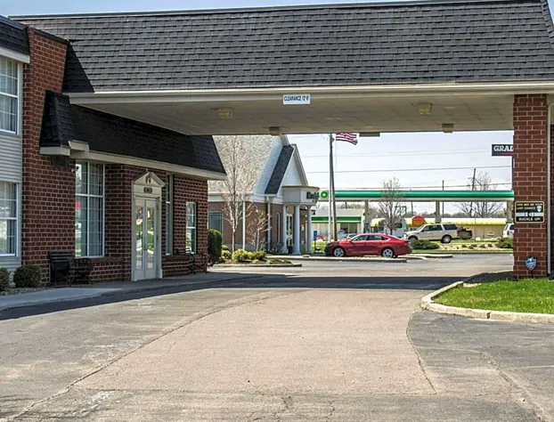 Quality Inn & Suites hotel detail image 2