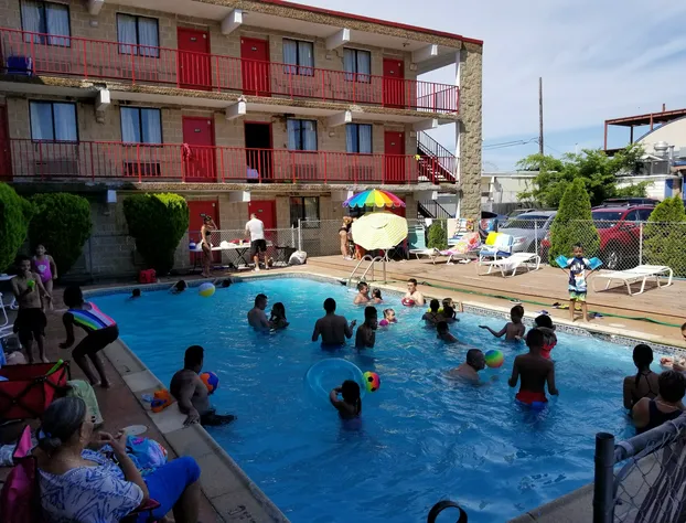 Cloud 9 Inn hotel detail image 2