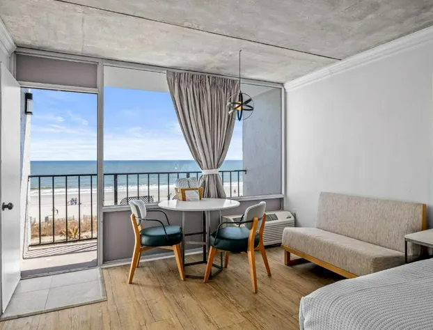 The Beverley Beach House hotel detail image 4