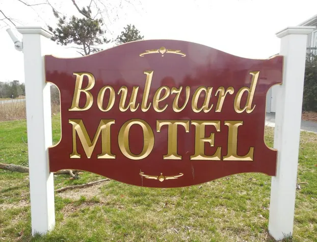 Boulevard Motel hotel detail image 1