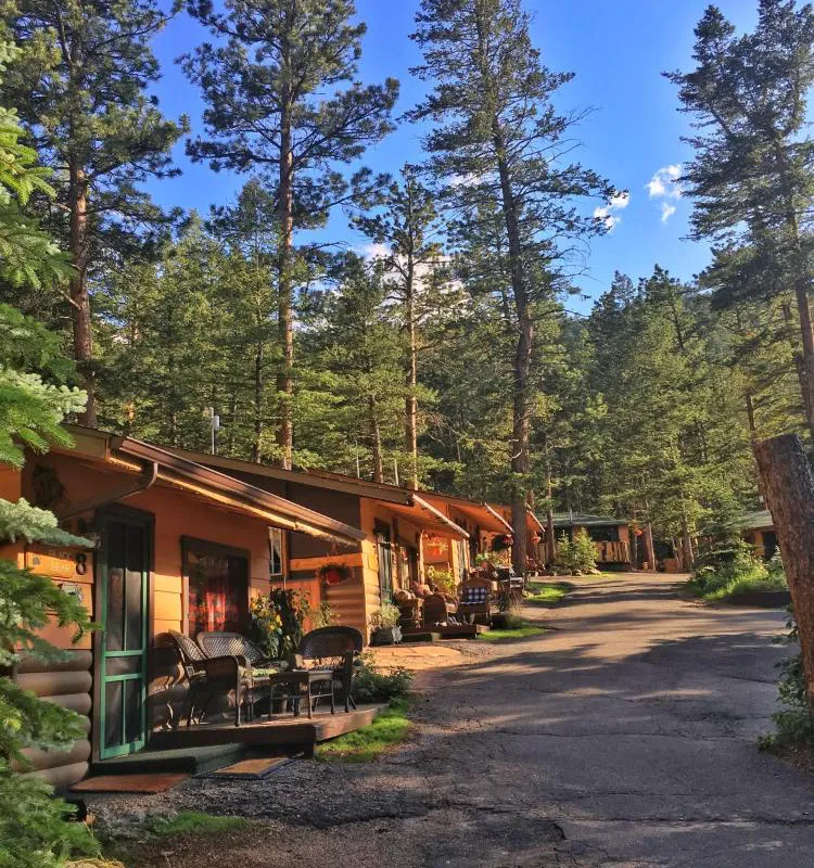 Pine Haven Resort hotel hero