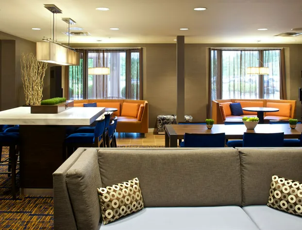 Country Inn & Suites by Radisson, Columbus-Edinburgh hotel detail image 1