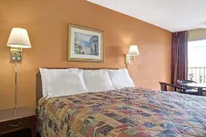 Days Inn by Wyndham Benson hotel detail image 2