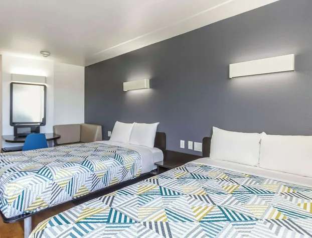 Motel 6 Laredo, TX - Airport hotel detail image 3