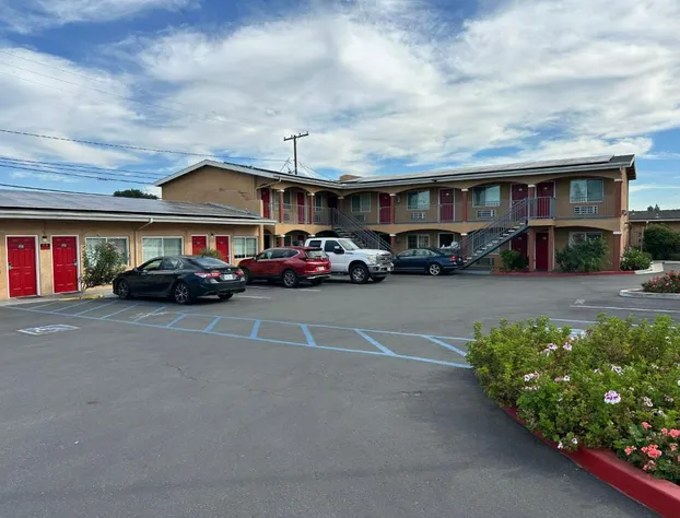 Desert Inn Motel hotel detail image 2