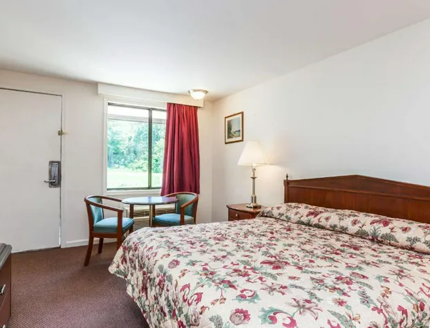 Sunrise inn hotel detail image 4