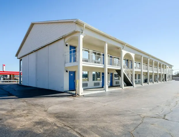 Motel 6 Commerce, GA hotel detail image 4