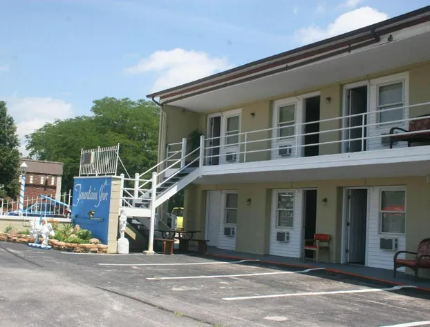 Fountain Inn hotel detail image 3