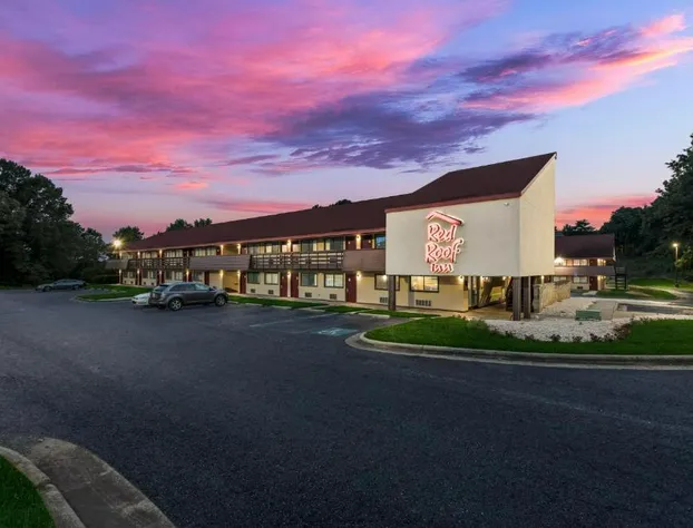 Red Roof Inn Hickory hotel detail image 3