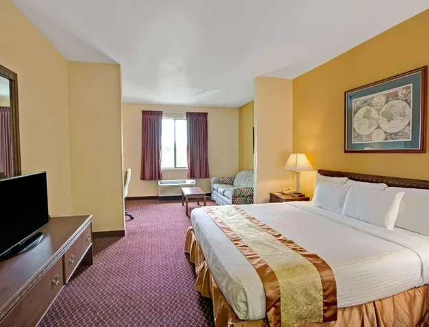 Days Inn & Suites by Wyndham Hickory hotel detail image 4