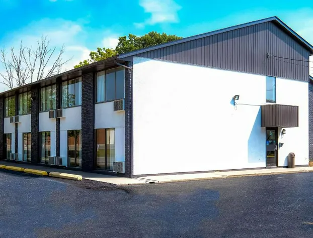 Comfort Inn Belleville hotel detail image 1