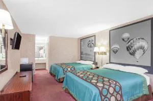 Super 8 by Wyndham Decatur Priceville hotel detail image 1