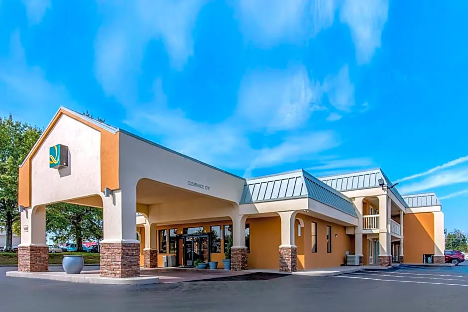 Quality Inn Athens I-65 / Huntsville Area West hotel hero