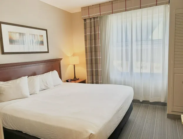 Country Inn & Suites by Radisson, Emporia, VA hotel detail image 2