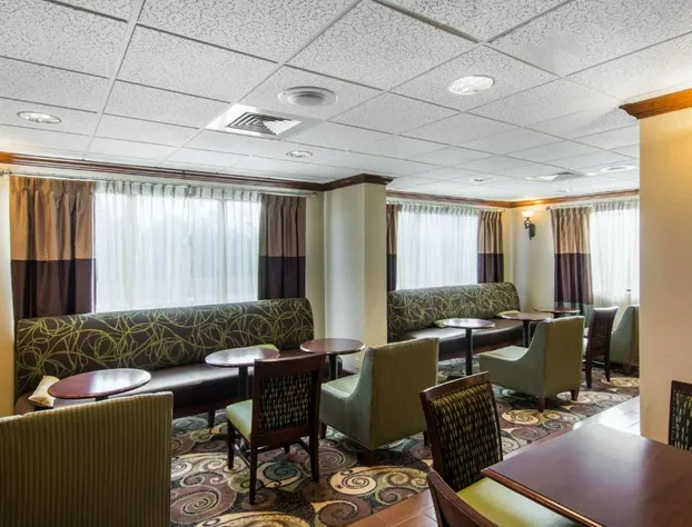 Hampton Inn South Hill hotel detail image 4